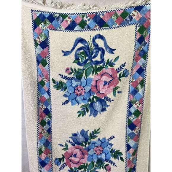 Vintage Bath Towel - Picture 2 of 5